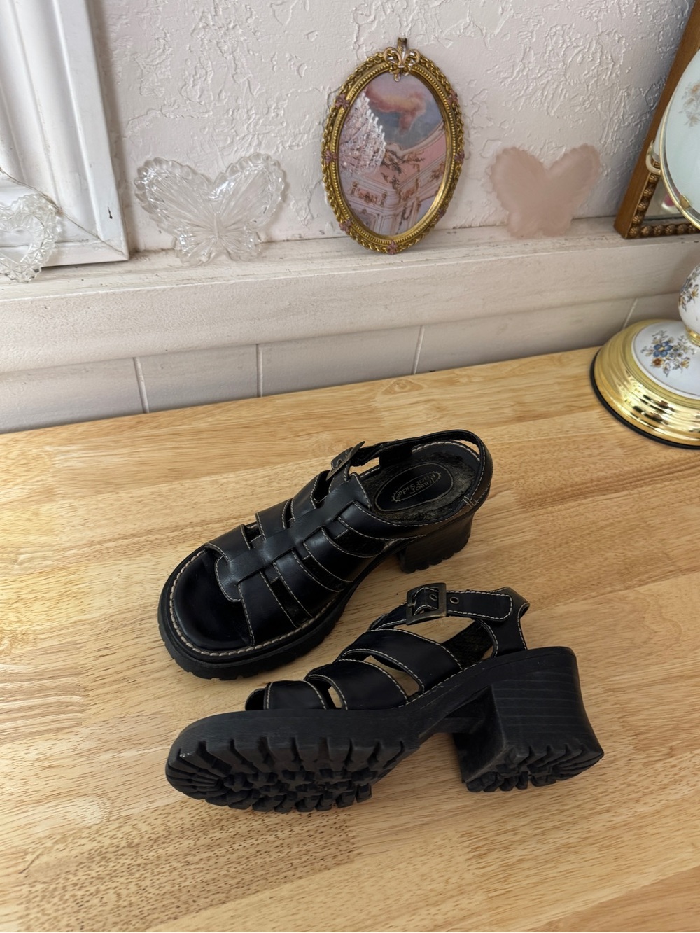 Lower East Side Size 6 Black Fisherman Platform Heeled Sandals Grunge Indie